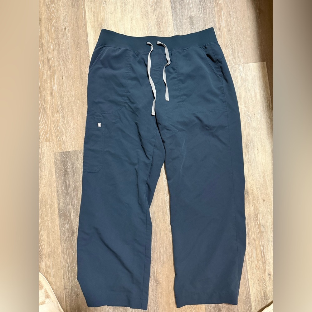 FIGS Isabel Wide Leg Scrub Bottoms